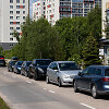 Automobilių parkavimas Leičių gatvėje, Vilniuje