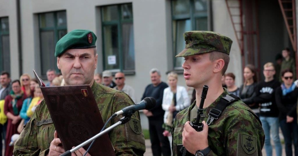 Rukloje Lietuvos Respublikai Prisiekė Dar 52 šauktiniai Kariai | 15min.lt