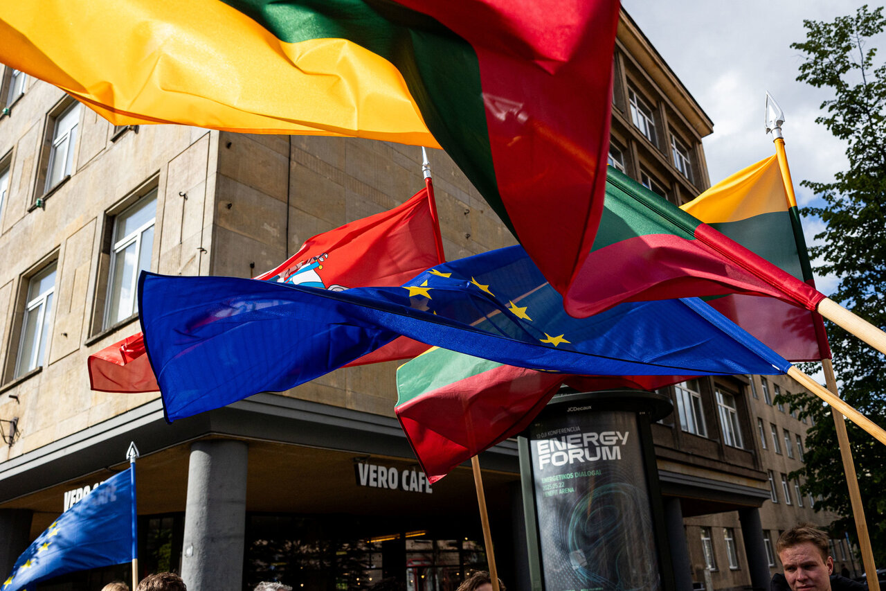 Europos dieną Seime vyks Demokratijos žinių konkursas, Vilniuje organizuojama eisena, žygis
