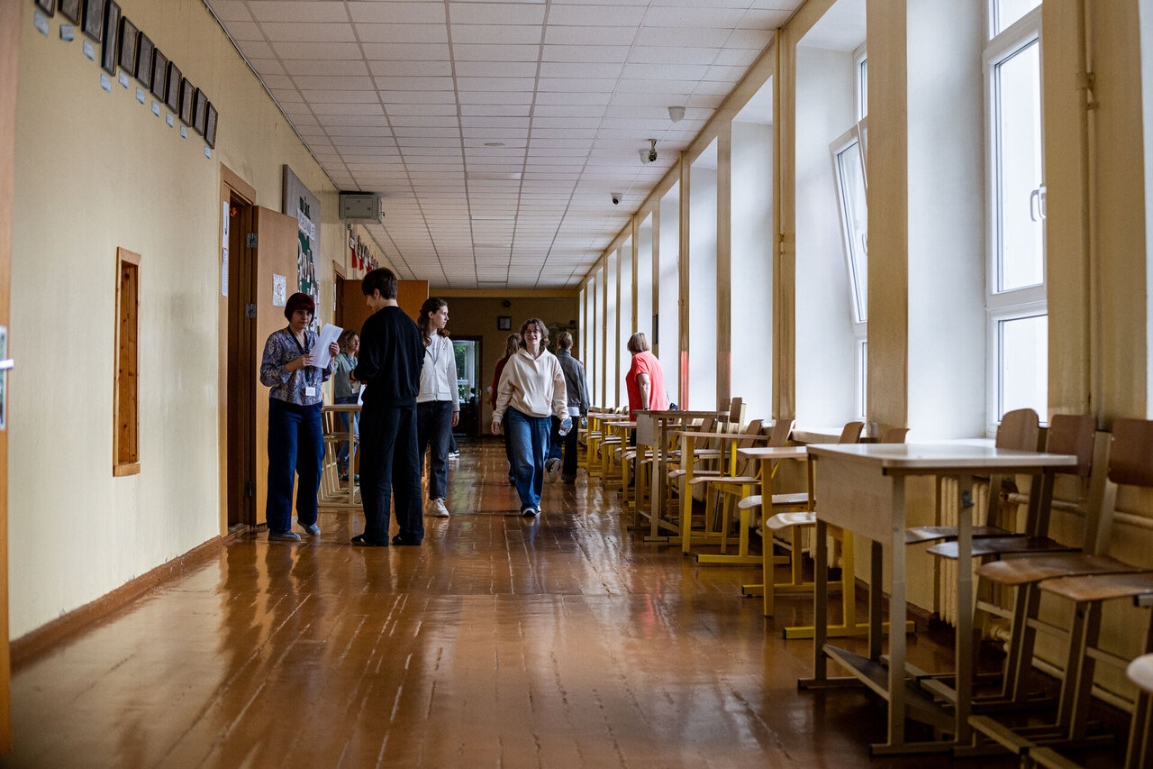 Pasitikrinkite, kaip sekėsi: skelbiami pirmieji vienuoliktokų egzaminų rezultatai