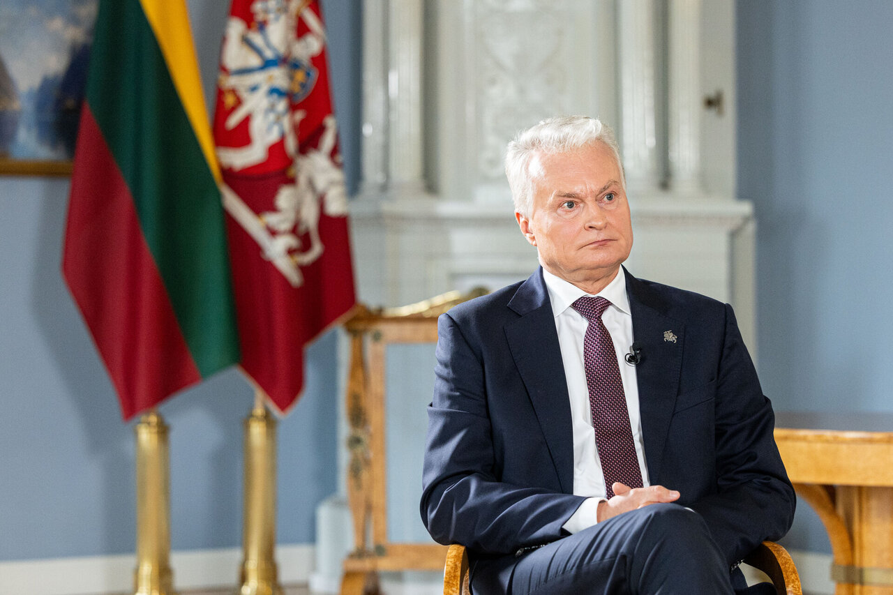 Prezidentas pasirašė įstatymą, atsisakantį trijų valstybinių egzaminų išlaikymo reikalavimo