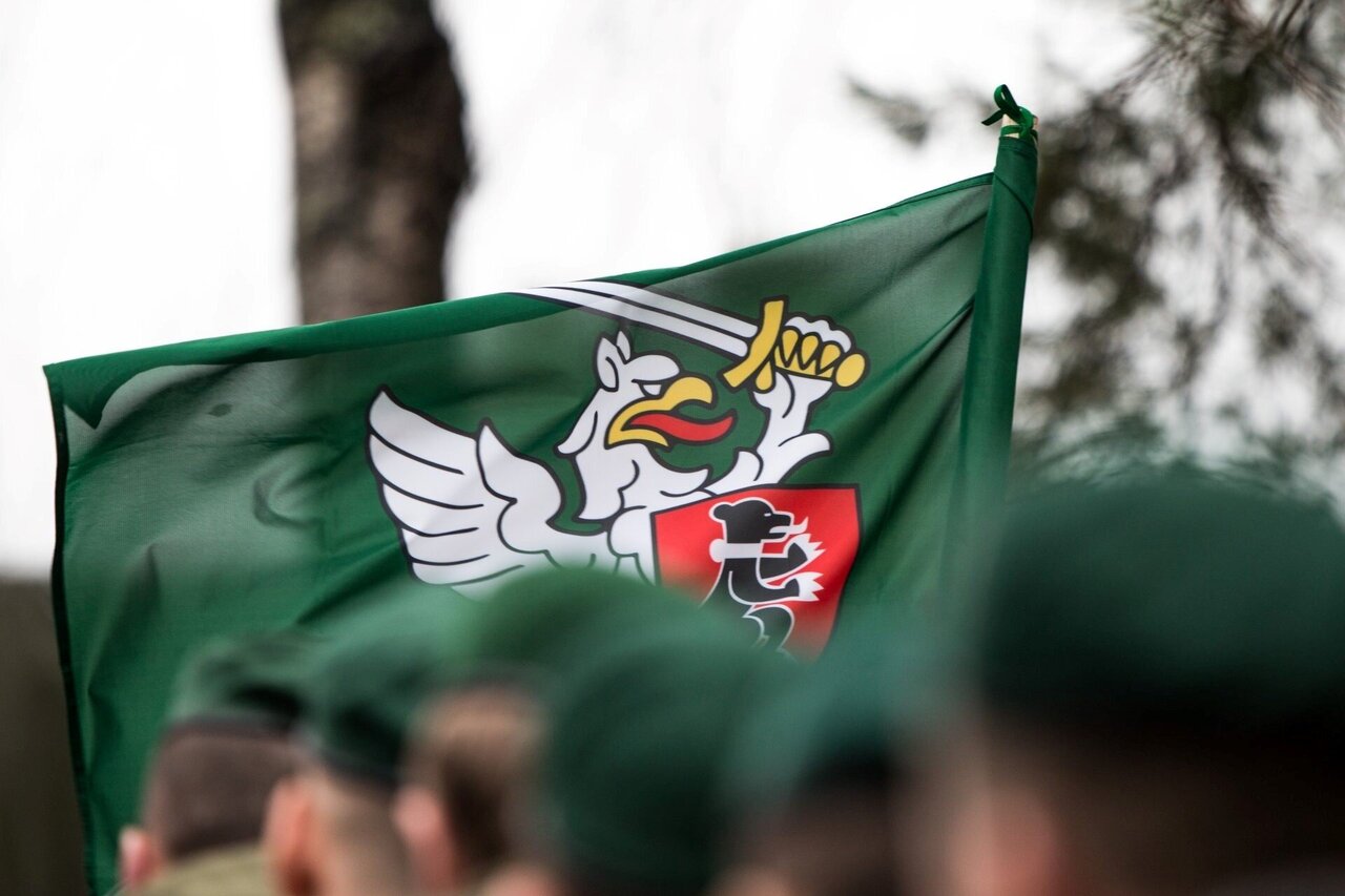 Pėstininkų brigados „Žemaitija“ kariai suteikė pirmąją pagalbą susižeidusiai senjorei