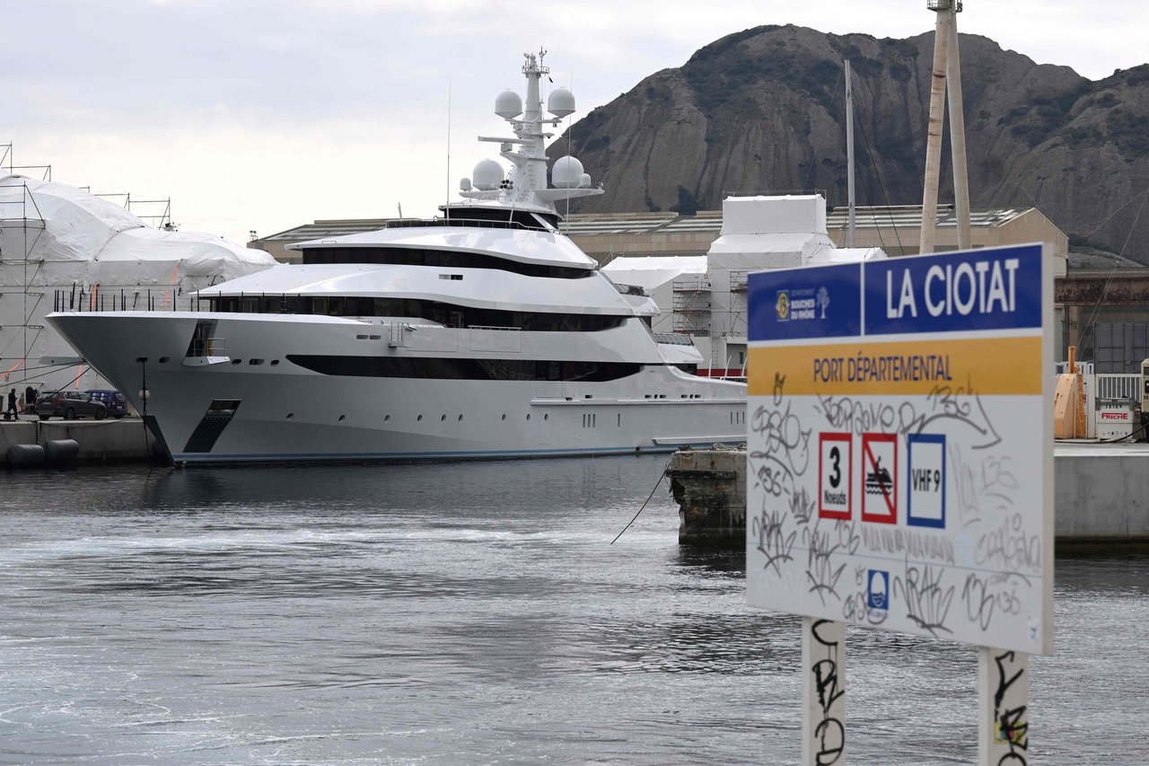 Prancūzijos teismas atmetė skundą dėl jachtos, siejamos su V.Putino sąjungininku, arešto