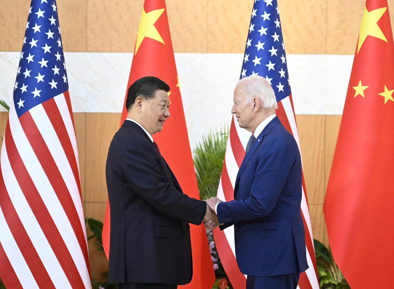 Laukia Xi Jinpingo ir Joe Bideno susitikimas: esminiai klausimai, kurie rūpi pasauliui