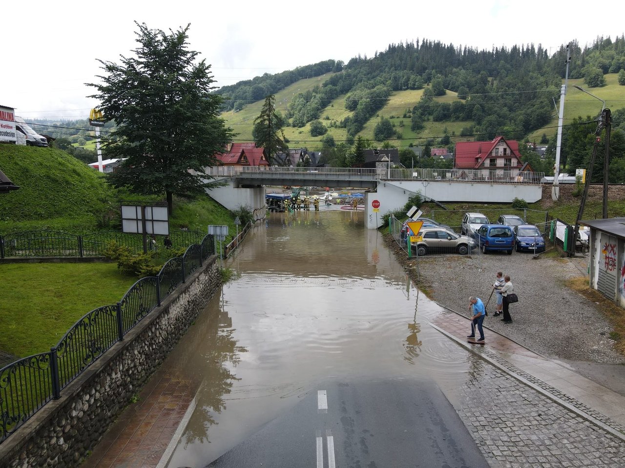 Lenkijos Zakopanės miestą po liūties užliejo potvynis