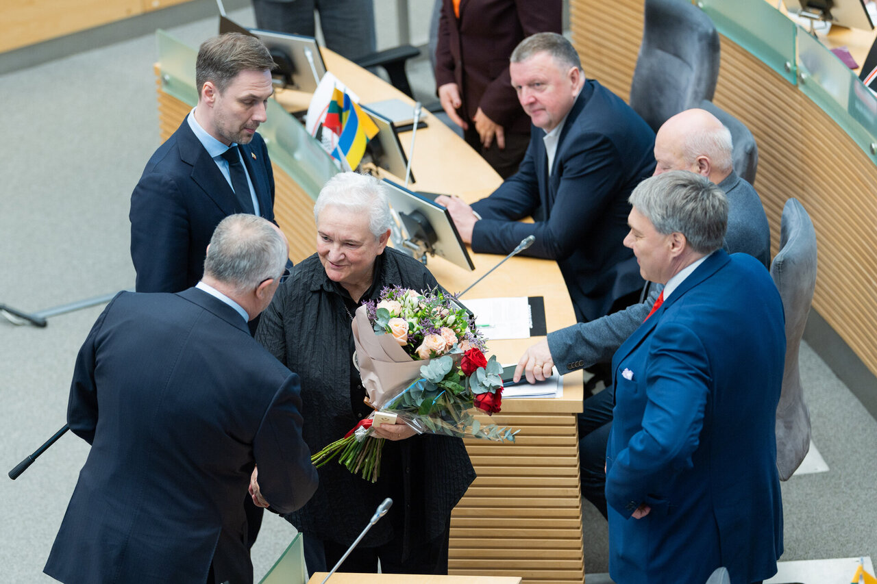 Demokratus paliekanti Targamadzė pasirinko naują frakciją