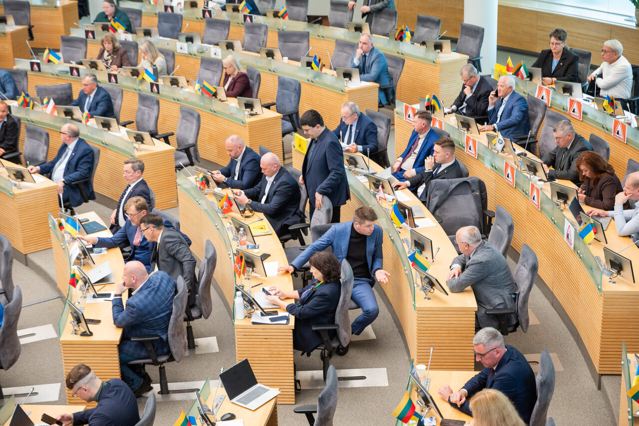 Seimas pritarė subalansuotai gaminančių vartotojų plėtrai