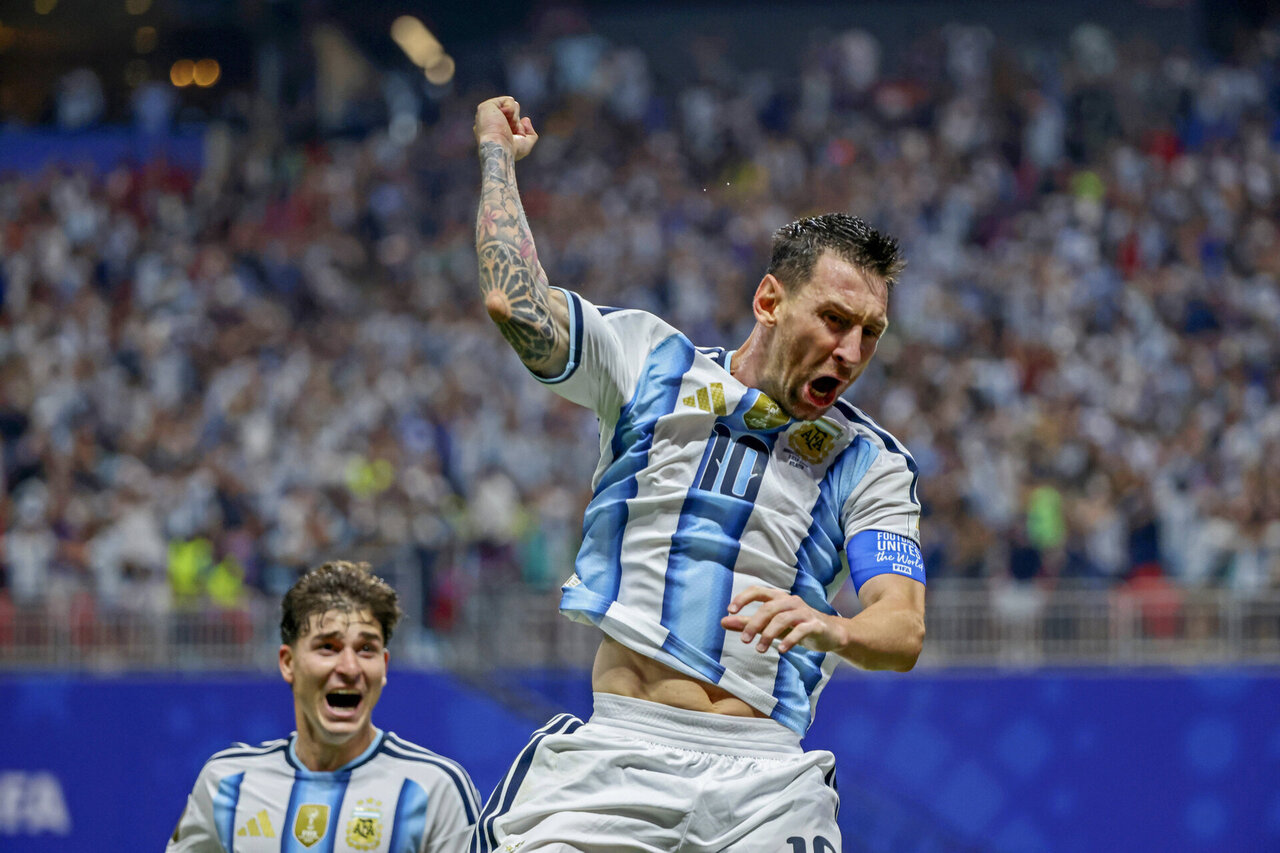 Pasižymėkite laikus: aiškios pasaulio futbolo čempionato ketvirtfinalio poros