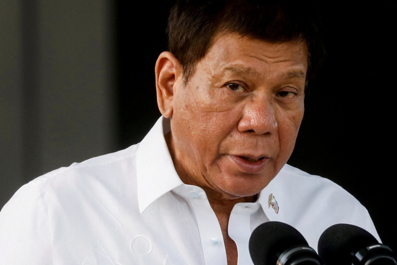 Filipinuose kalinama R.Duterte kritikė buvo paimta įkaite pabėgti bandžiusių kovotojų