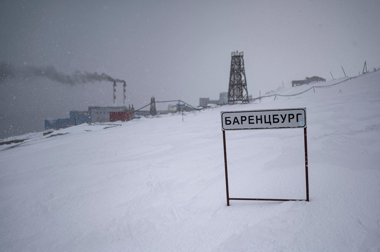Norvegija sako radusi sprendimą dėl Rusijos krovinių gabenimo į Svalbardą