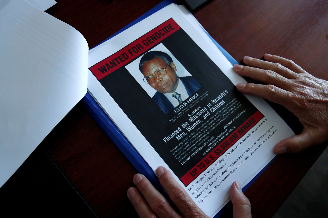 Hagoje kitą savaitę stos prieš teismą įtariamas Ruandos genocido finansuotojas