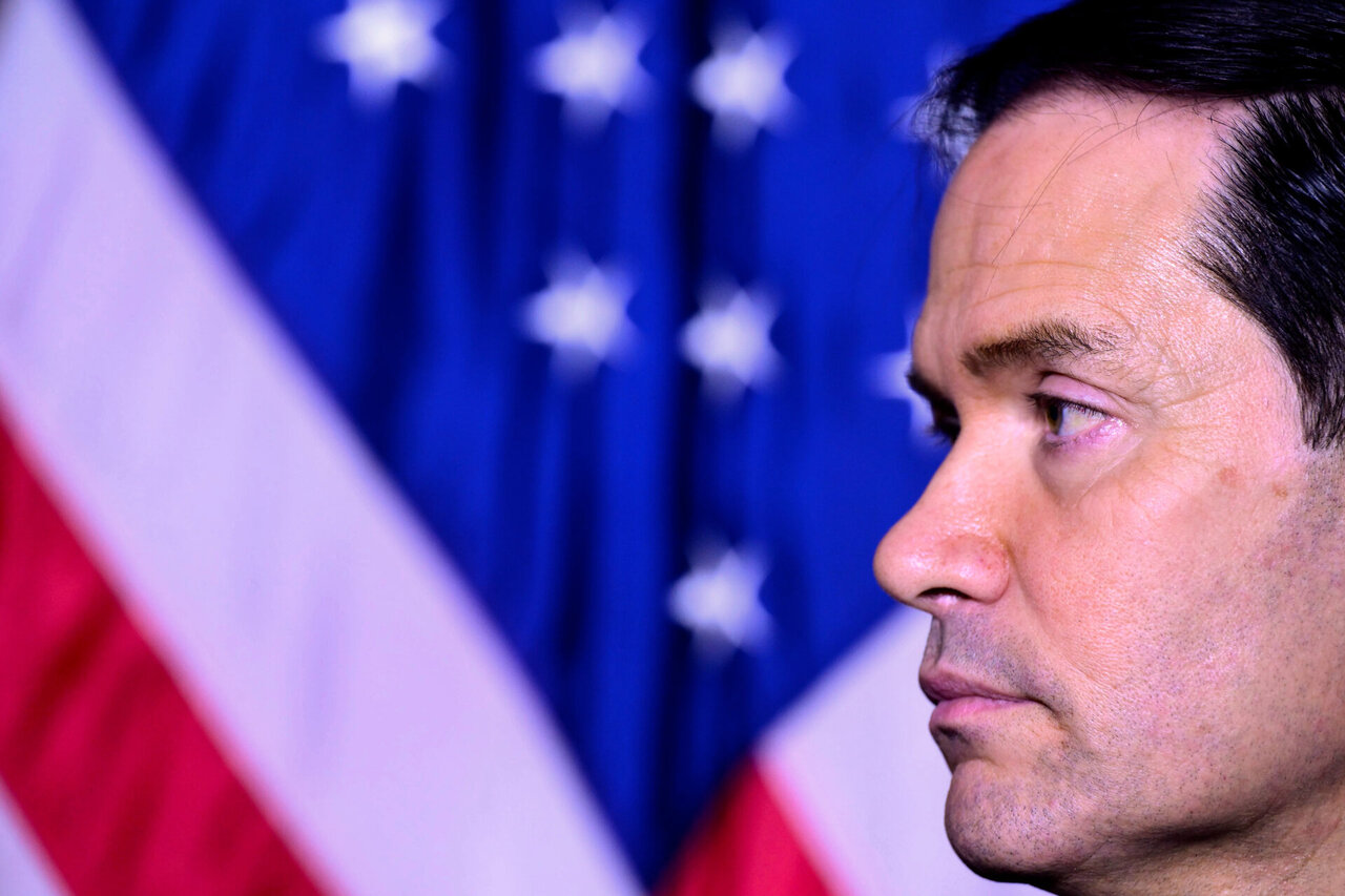 Marco Rubio: nepriimtina, kad Iranas kontroliuotų Hormuzo sąsiaurį