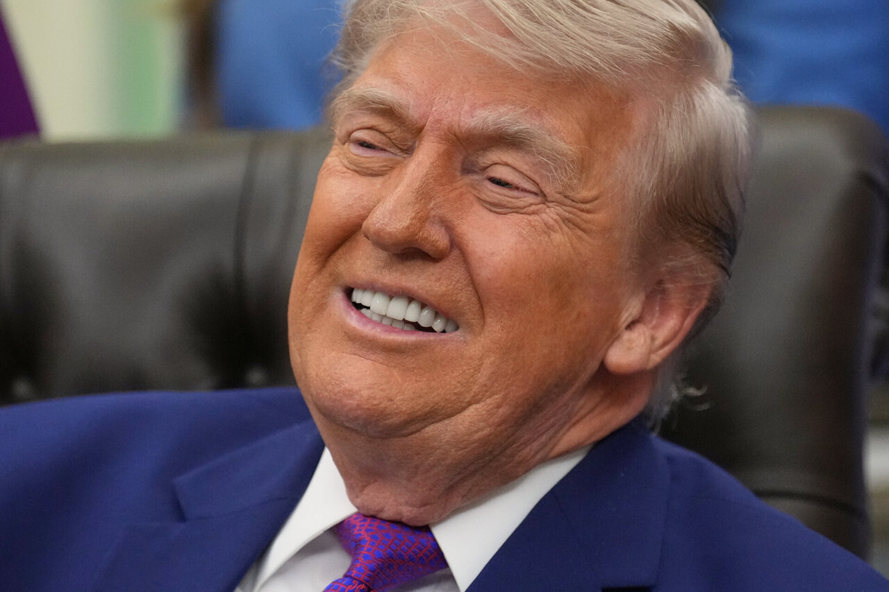 Donaldas Trumpas su Xi Jinpingu žada aptarti JAV ginklų pardavimą Taivanui
