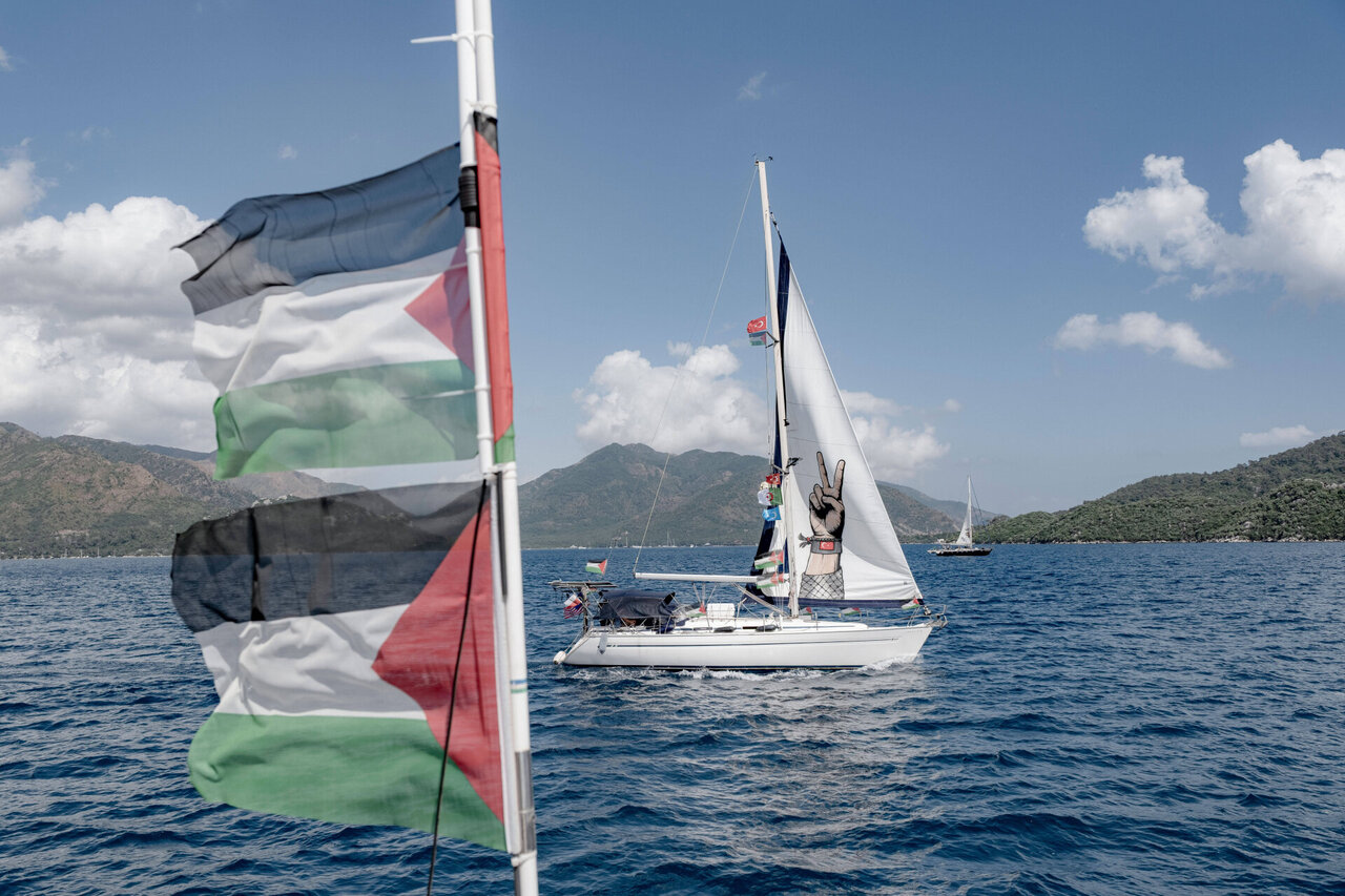Į Gazos Ruožą plaukianti flotilė: Izraelio pajėgos perima laivus prie Kipro