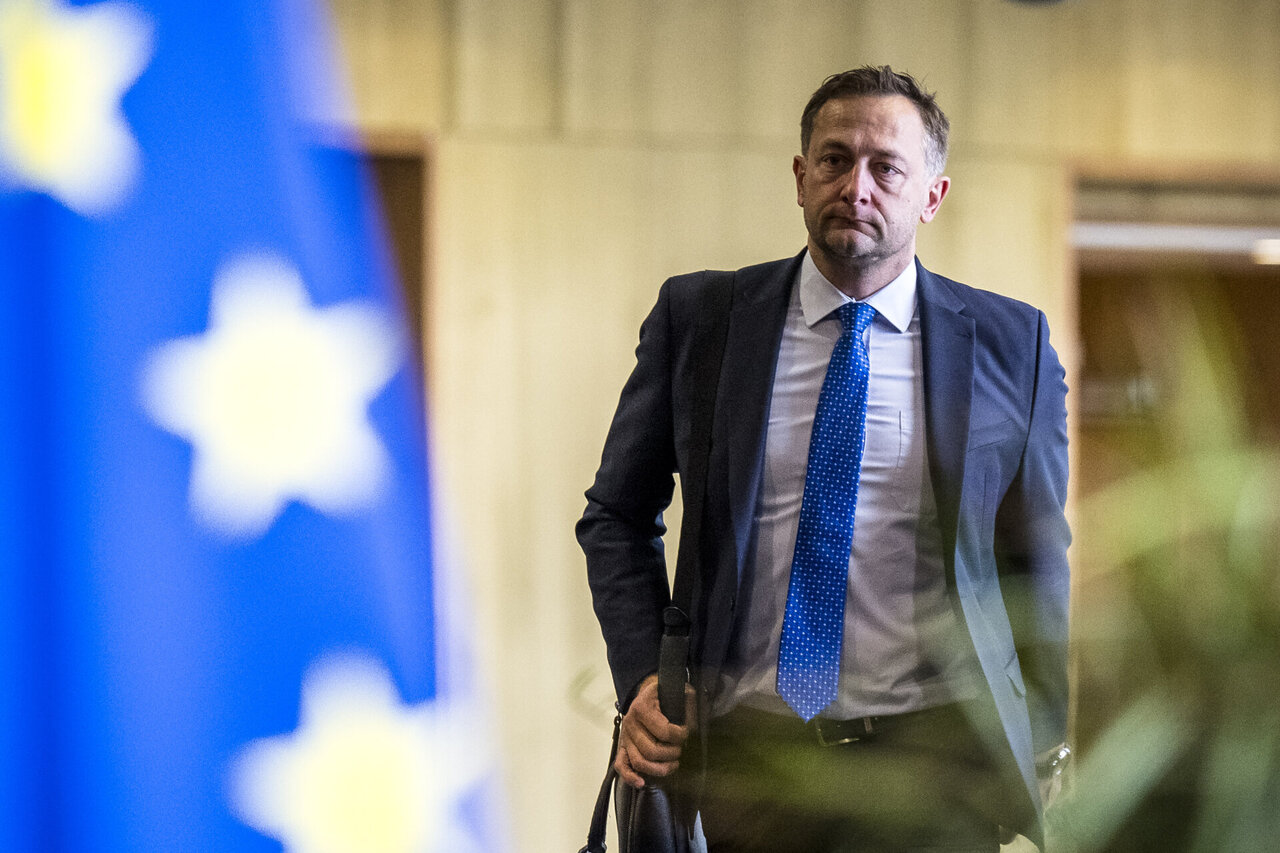 Dėl trą&scaron;ų kainų &scaron;uolio ES žada i&scaron;skirtinę paramą ūkininkams