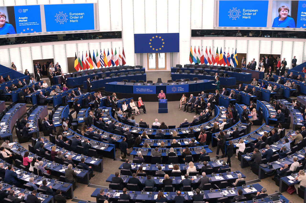 Europos Parlamentas stiprina strateginių ES sektorių apsaugą nuo rizikingų užsienio investicijų