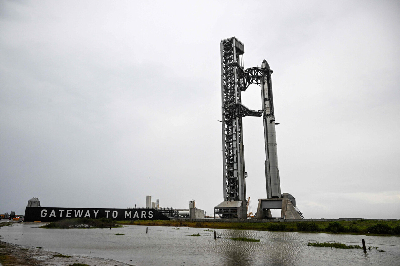 „SpaceX“ atidėjo labai lauktą „Starship“ raketos startą