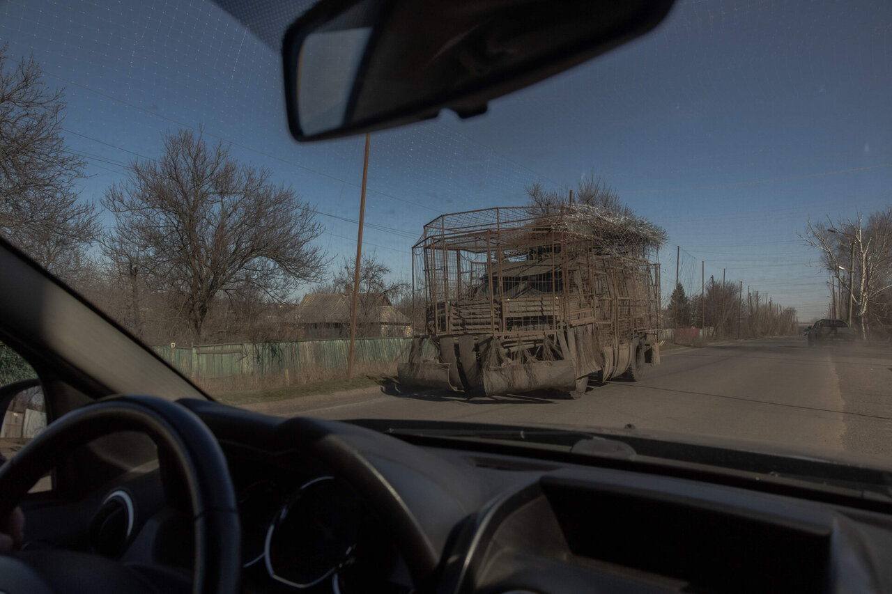 Ukrainos dronai vis dažniau taikosi į Rusijos karinės logistikos kelius
