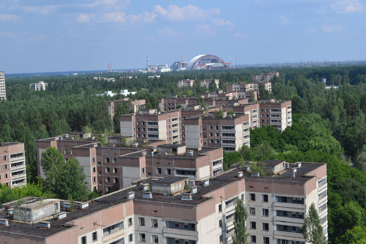 Operatorė: per rusų smūgį Černobylio zonoje iš dalies sugriauta panaudoto branduolinio kuro saugykla