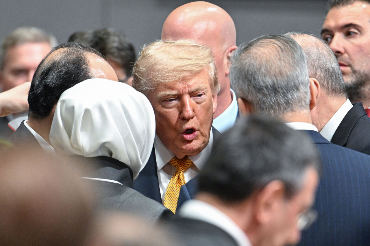 Trumpas vėl užsipuolė Ispaniją: ES žada ginti savo narių interesus