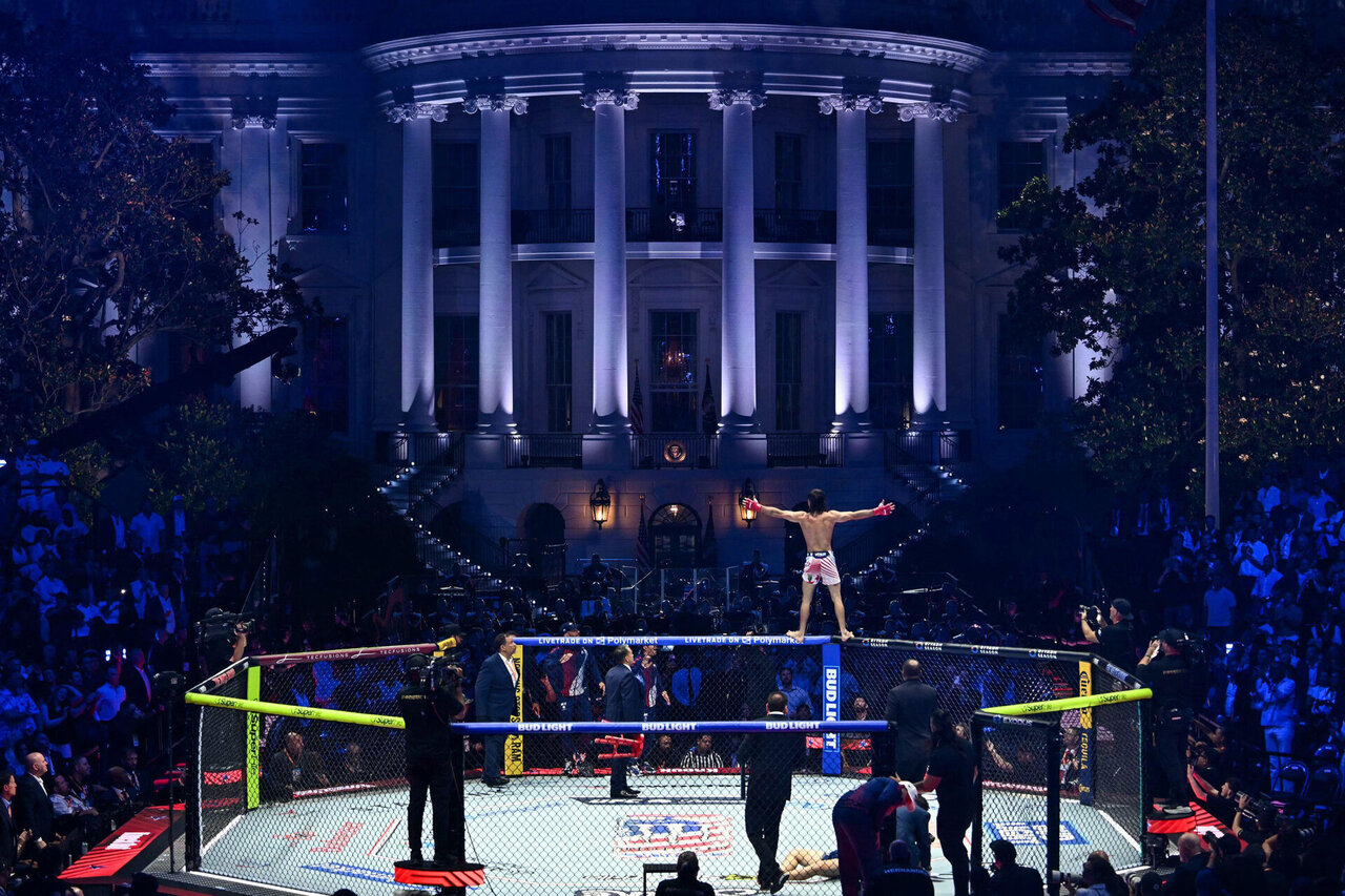 JAV dėl planuoto išpuolio per UFC renginį Baltuosiuose rūmuose pateikti kaltinimai 8 asmenims