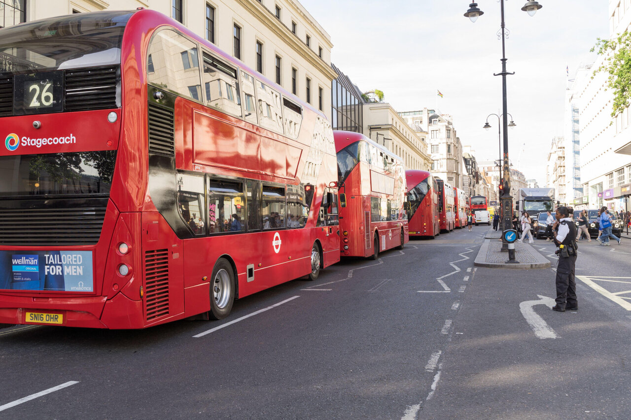 Dėl kibernetinės atakos prieš Londono transporto sistemą įkalinti du JK programišiai