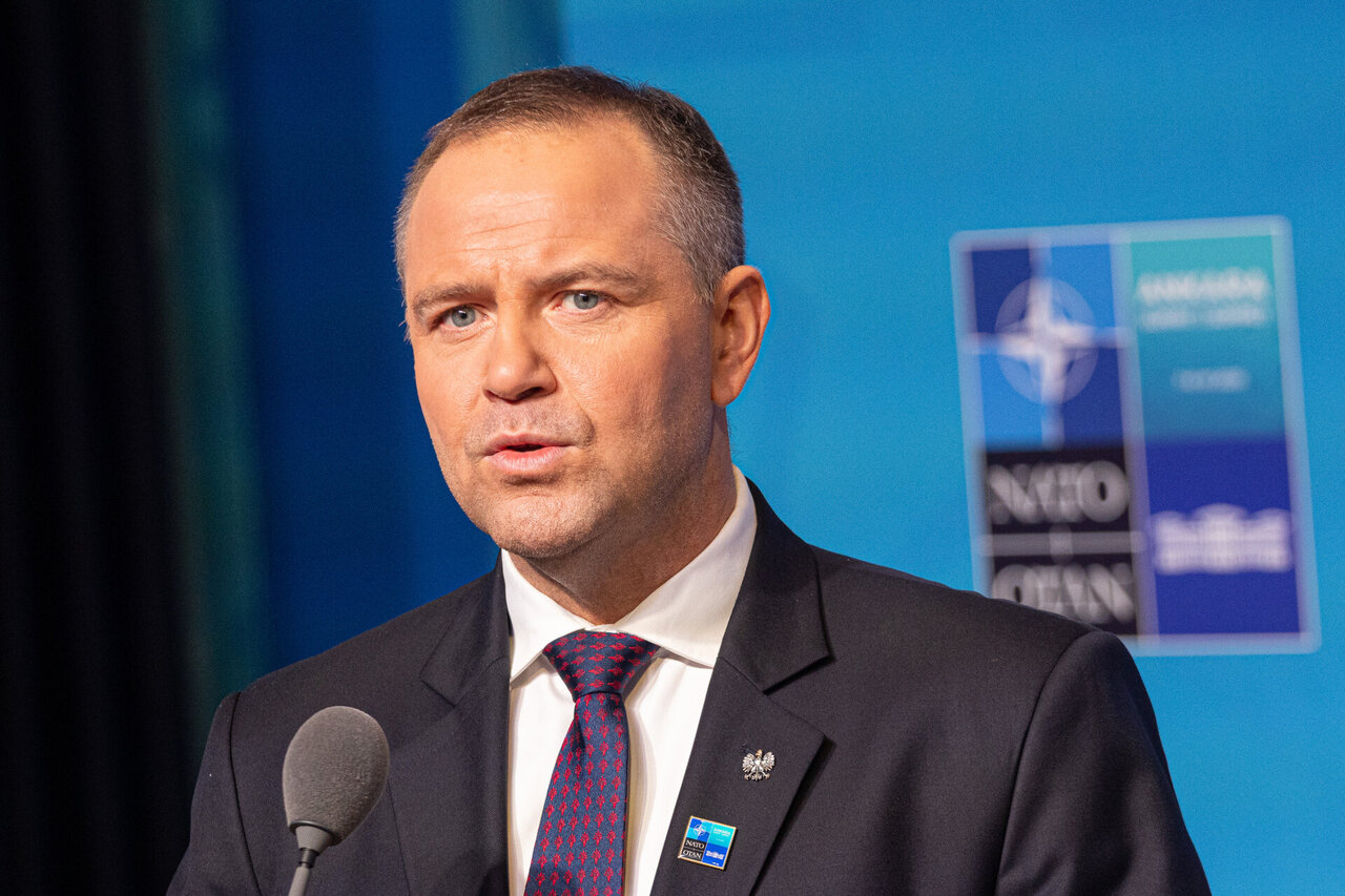 Lenkijos prezidentas Karolis Nawrockis vetavo civilinių partnerysčių įstatymą