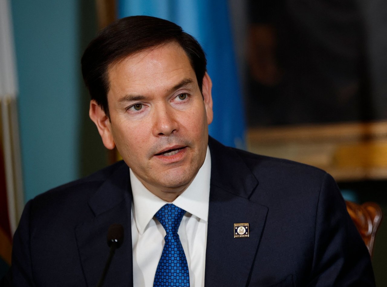 Marco Rubio sakė kolegai iš Rusijos, kad laikas užbaigti šį „beprasmį karą“