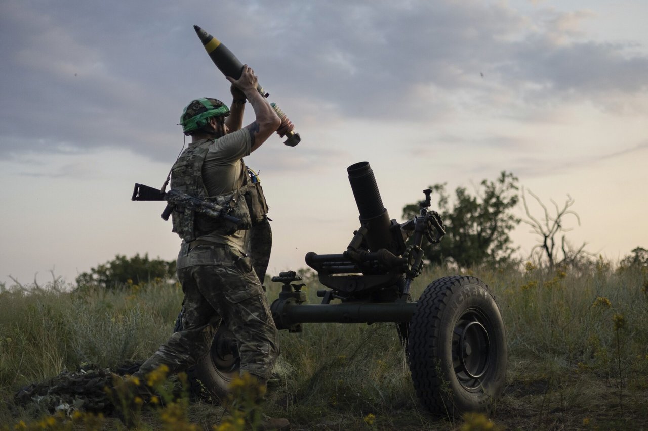 Ukraina sulaikė gynybos pareigūnus, įtariamus tiekus nekokybiškus sviedinius