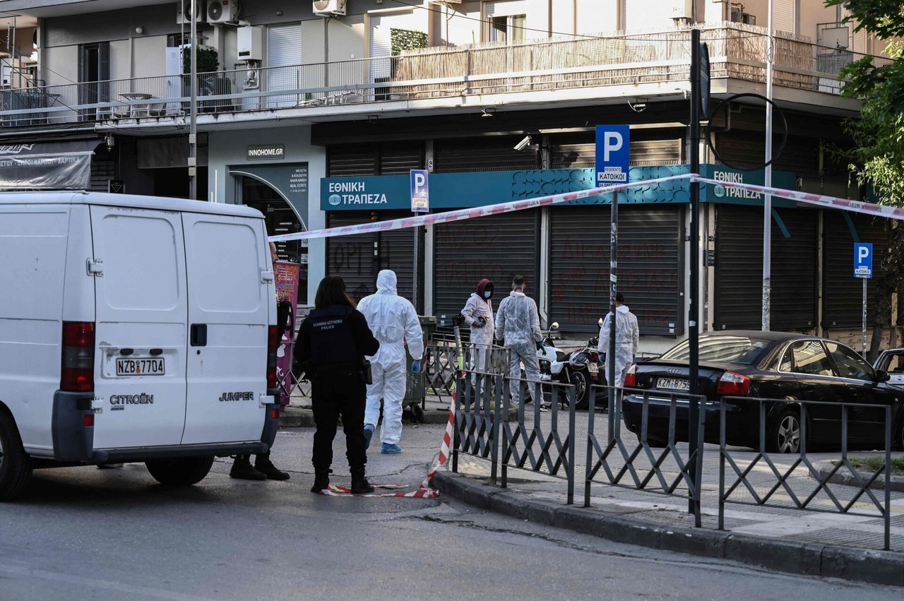 Graikijos Salonikuose žuvo moteris, kurios rankose sprogo bomba