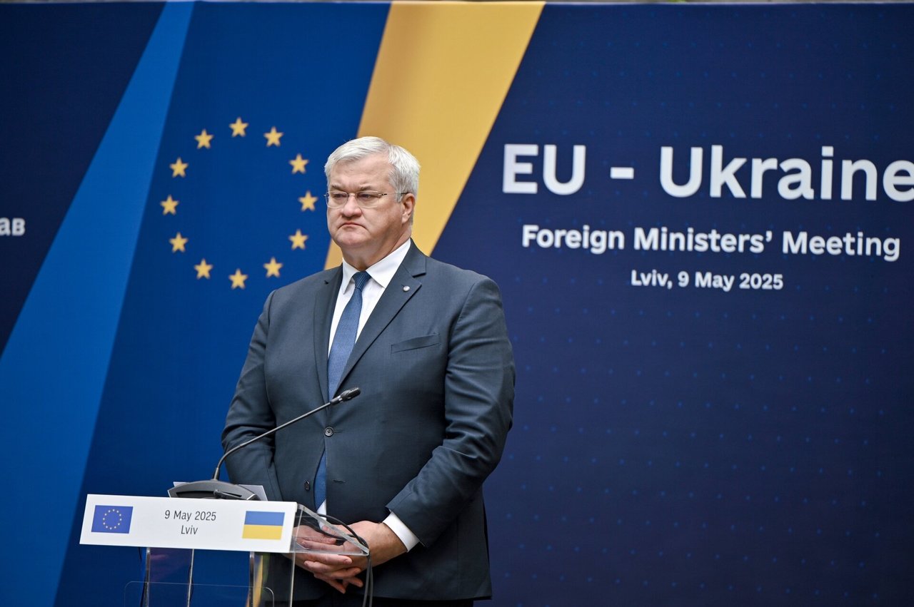 Andrijus Sybiha: Rusija visiškai ignoruoja raginimą dėl paliaubų