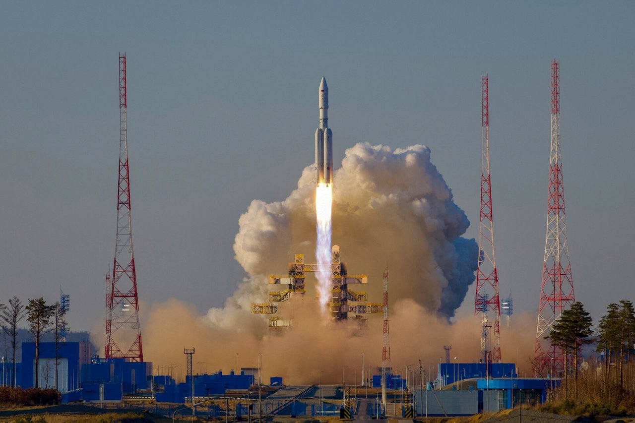 Po dviejų nesėkmingų bandymų Rusija į kosmosą paleido naują raketą