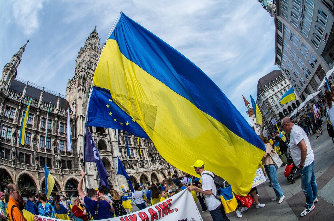 Ukraina iš ES gavo 1,5 mlrd. eurų antrąją finansinės pagalbos dalį