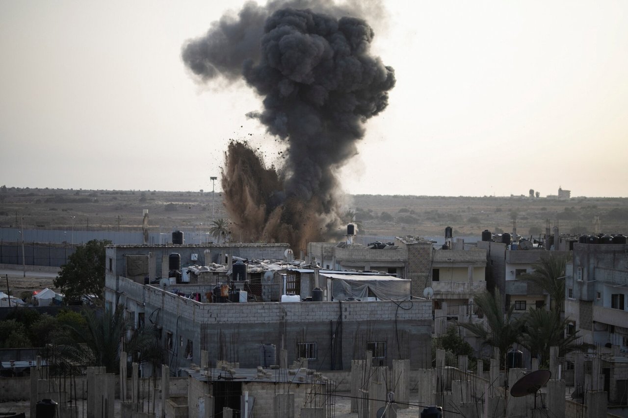 Izraelis teigia artėjantis link operacijos Gazos Ruožo mieste Rafache vykdymo