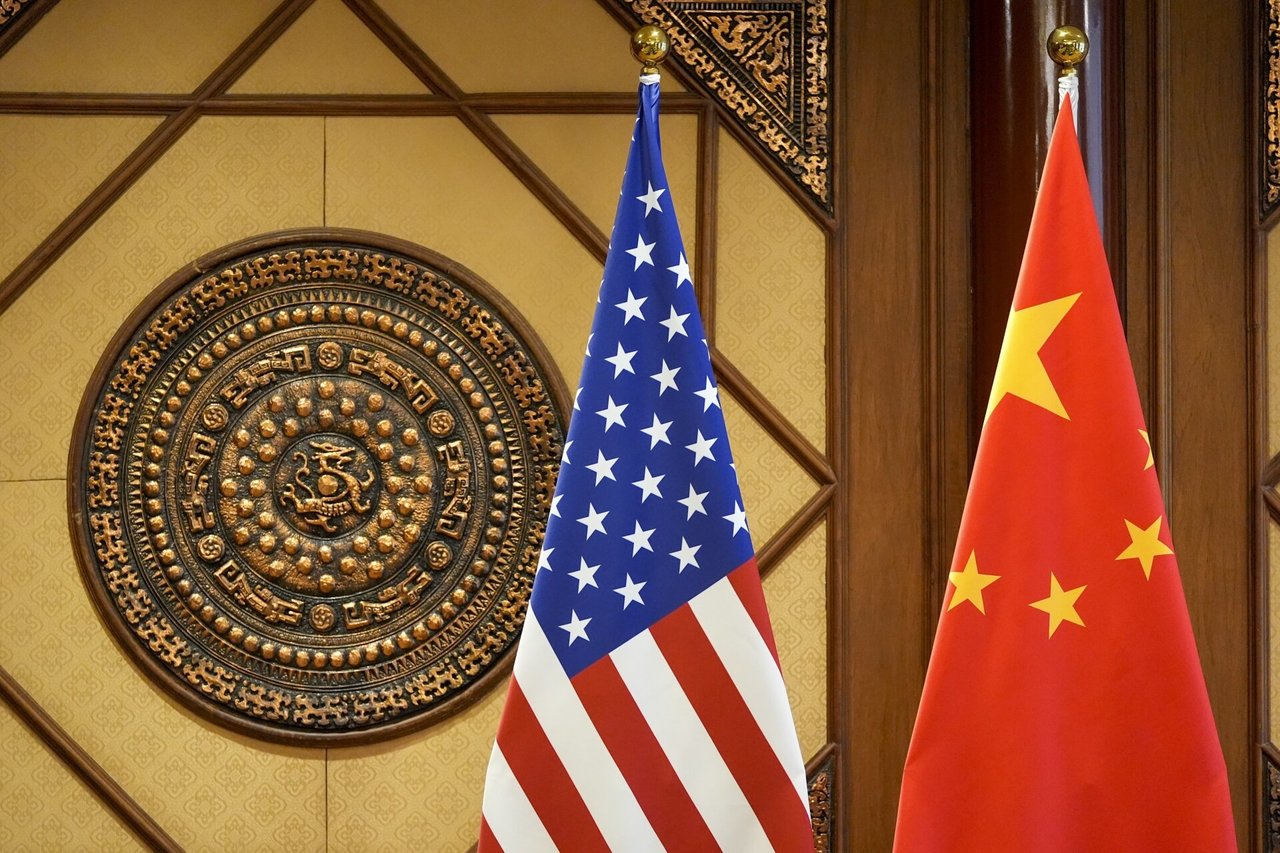 Valstybinė žiniasklaida: Kinijos prezidentas surengė derybas su A. Blinkenu 
