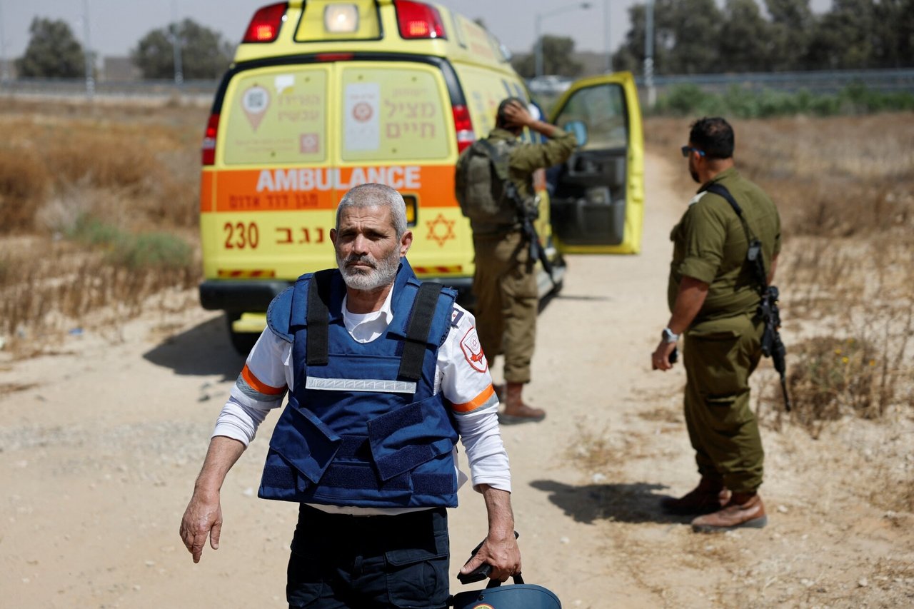 Izraelio kariuomenė: per raketų ataką prieš Kerem Šalomo perėją žuvo 3 kariai 