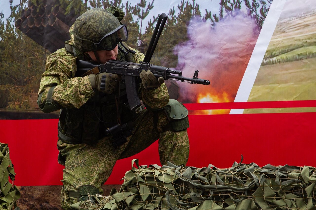 Rusija tvirtina užėmusi du Ukrainos pafrontės kaimus 