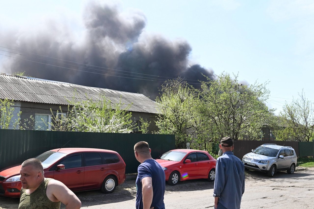 Gaisras naftos saugykloje laikinai okupuotame Luhanske padarė didelę žalą