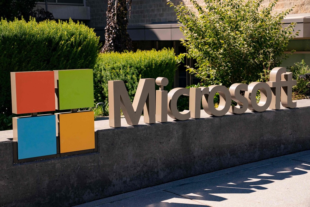 „Microsoft“ po paslaugų sutrikimų teigia bandanti taisyti situaciją