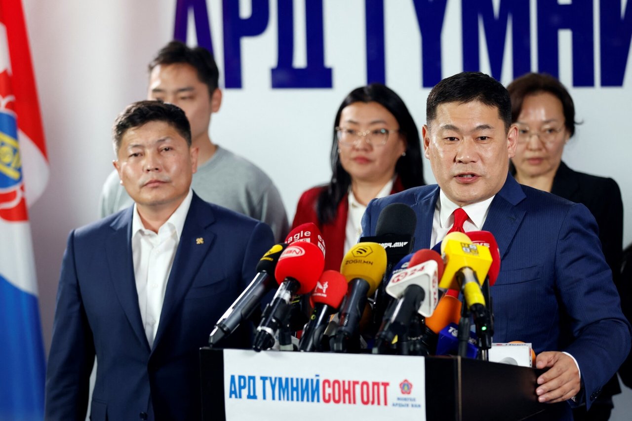 Žiniasklaida: Mongolijos parlamento rinkimuose laimėjo valdančioji partija