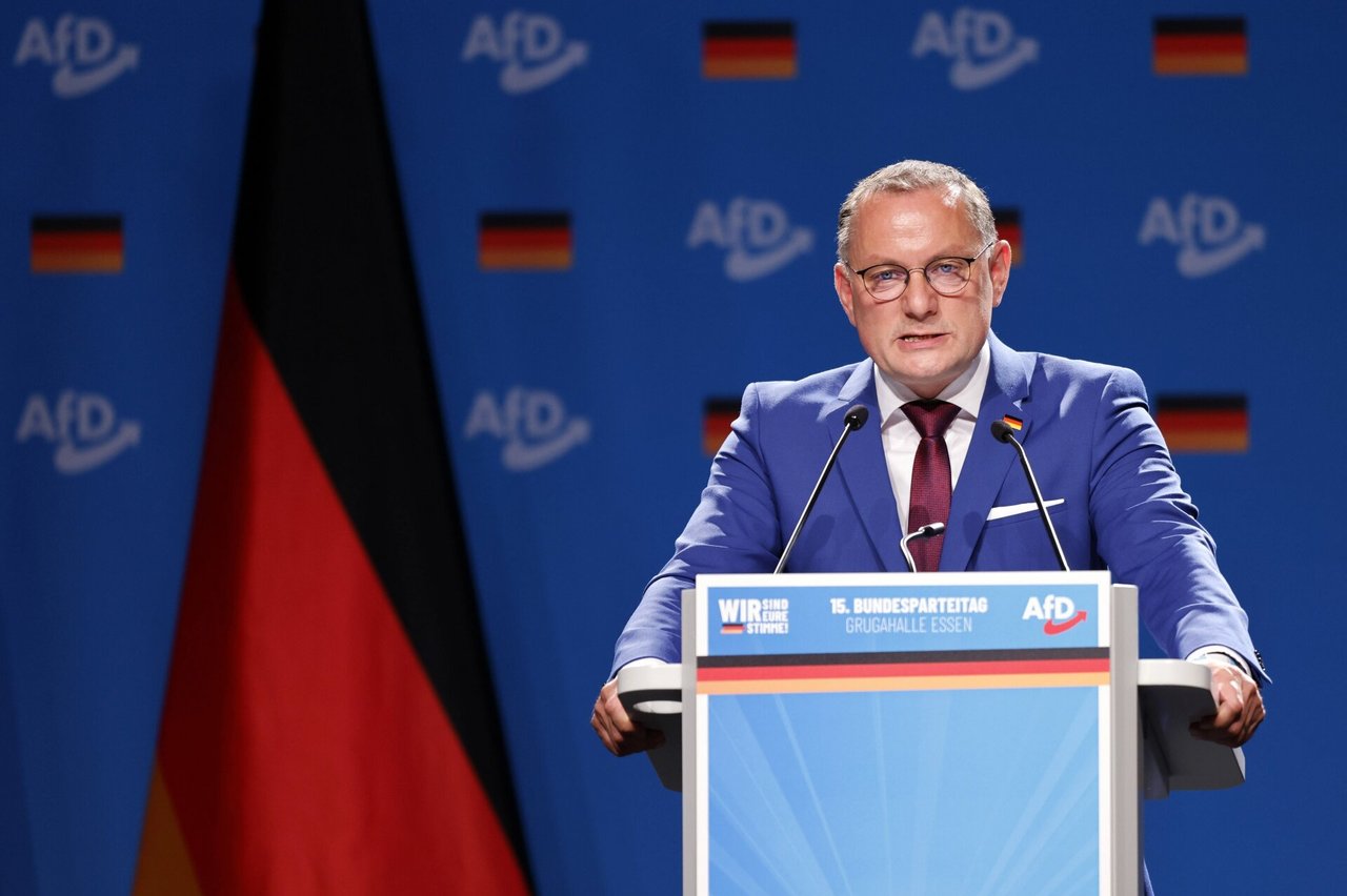 Vokietijos kraštutiniai dešinieji AfD paskelbė, kad sieks tapti valdančiąja partija
