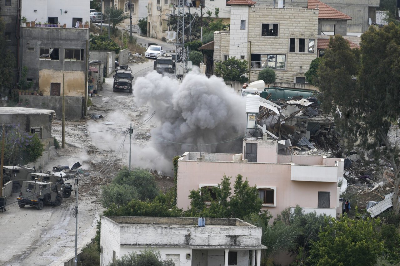 Šaltiniai: Izraelio kariuomenė per reidą Vakarų Krante pražudė 5 palestiniečius