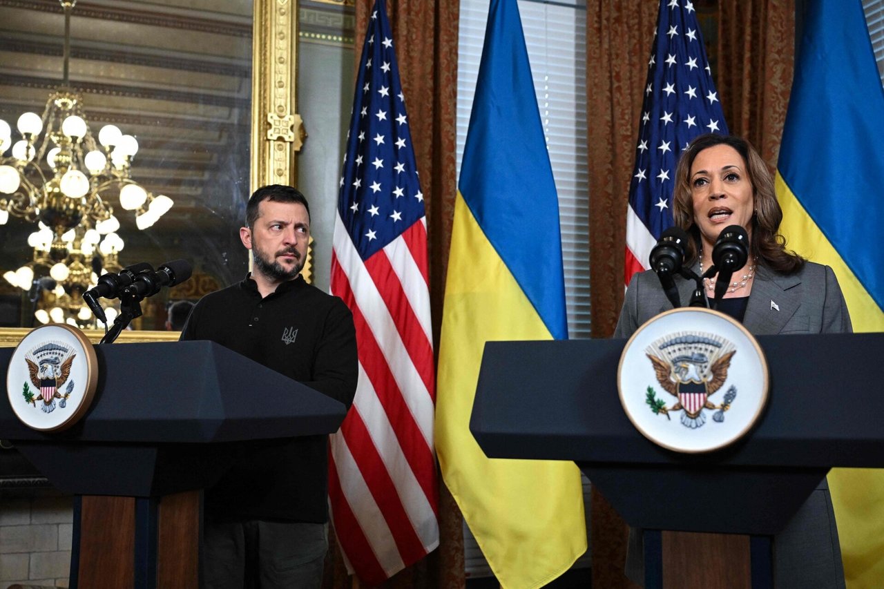 K. Harris sako tvirtai remianti Ukrainą