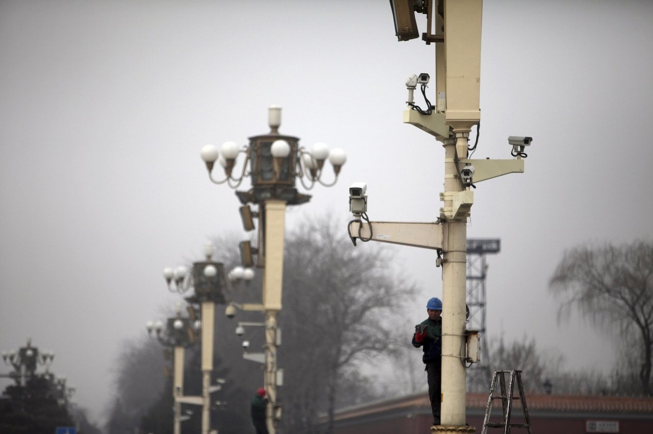 Pietų Korėjos kariai pašalino virš tūkstančio Kinijoje pagamintų vaizdo stebėjimo kamerų