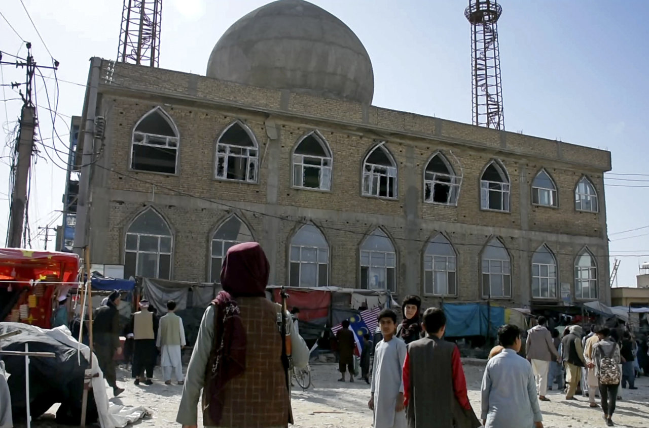 Policija: Talibanas suėmė sprogimo Afganistano šiitų mečetėje „sumanytoją“
