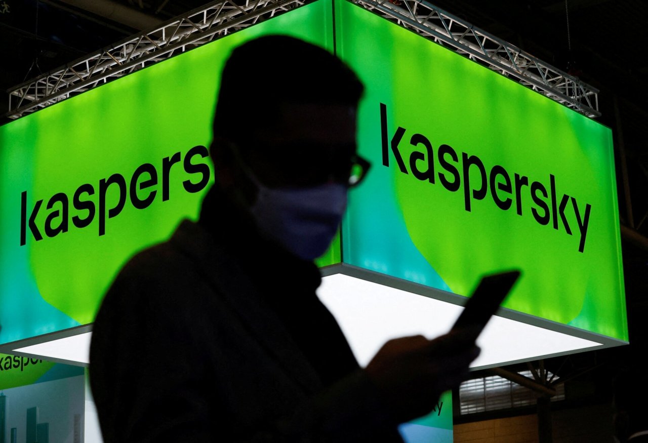 JAV paskelbė apie sankcijas Rusijos kibernetinio saugumo įmonės „Kaspersky“ vadovams
