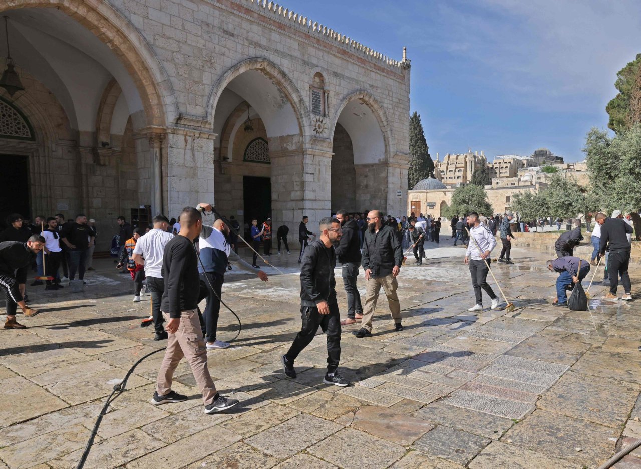Prie Jeruzalės Al Aksos mečetės komplekso kilo naujų susirėmimų