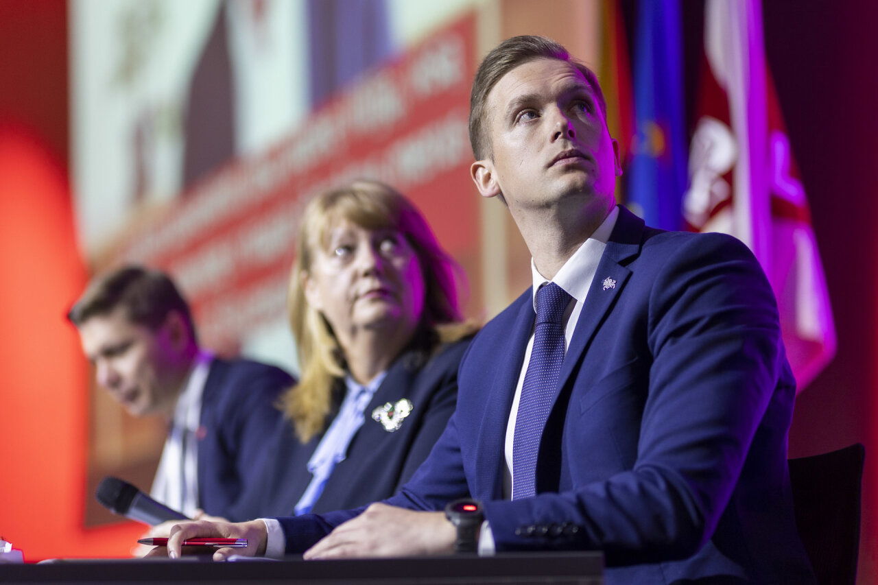 Duchnevičius gina premjerę Ruginienę nuo kritikos, bet jos darbą įvertina taip: neblogai