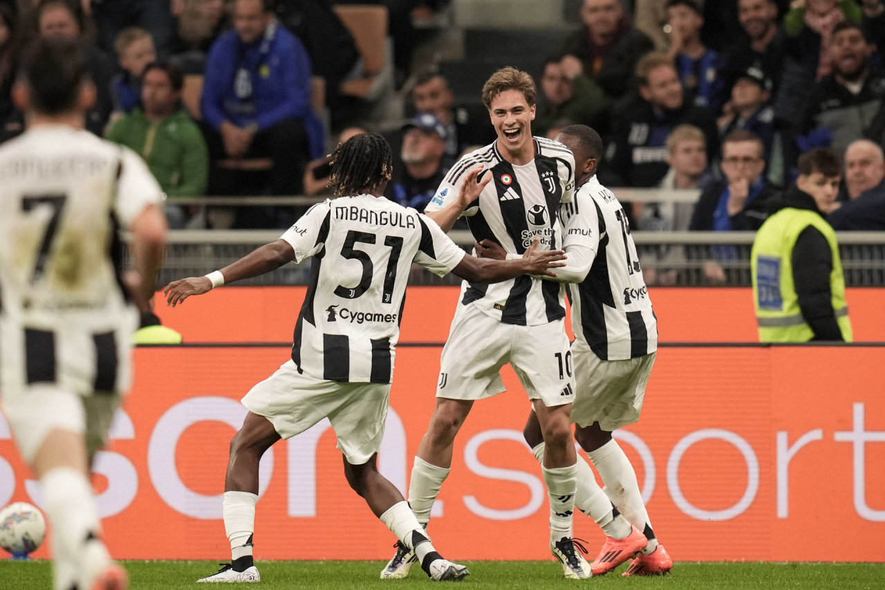 Italijos grandų mūšyje – aštuonių įvarčių fiesta ir „Juventus“ herojumi tapęs 19-metis