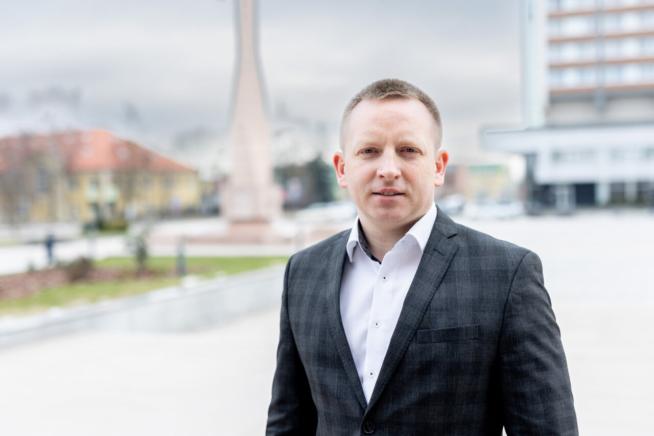 VRK panaikino „čekiukų“ byloje nuteisto Marijampolės mero mandatą